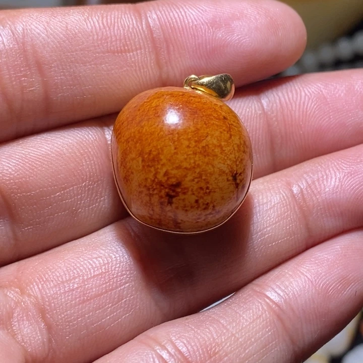 和田玉18K金镶嵌吊坠(不含链)