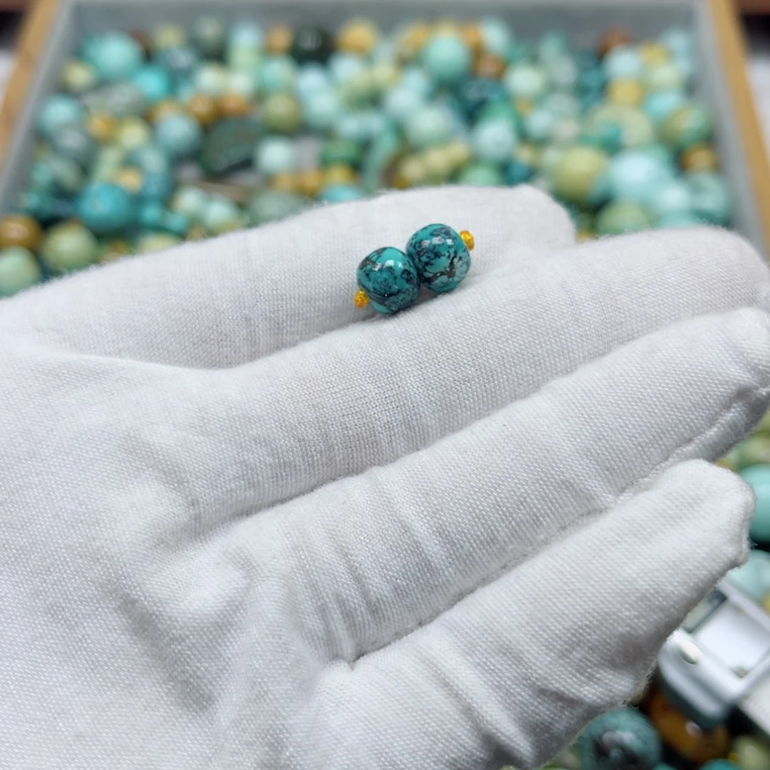 绿松石未镶嵌挂件