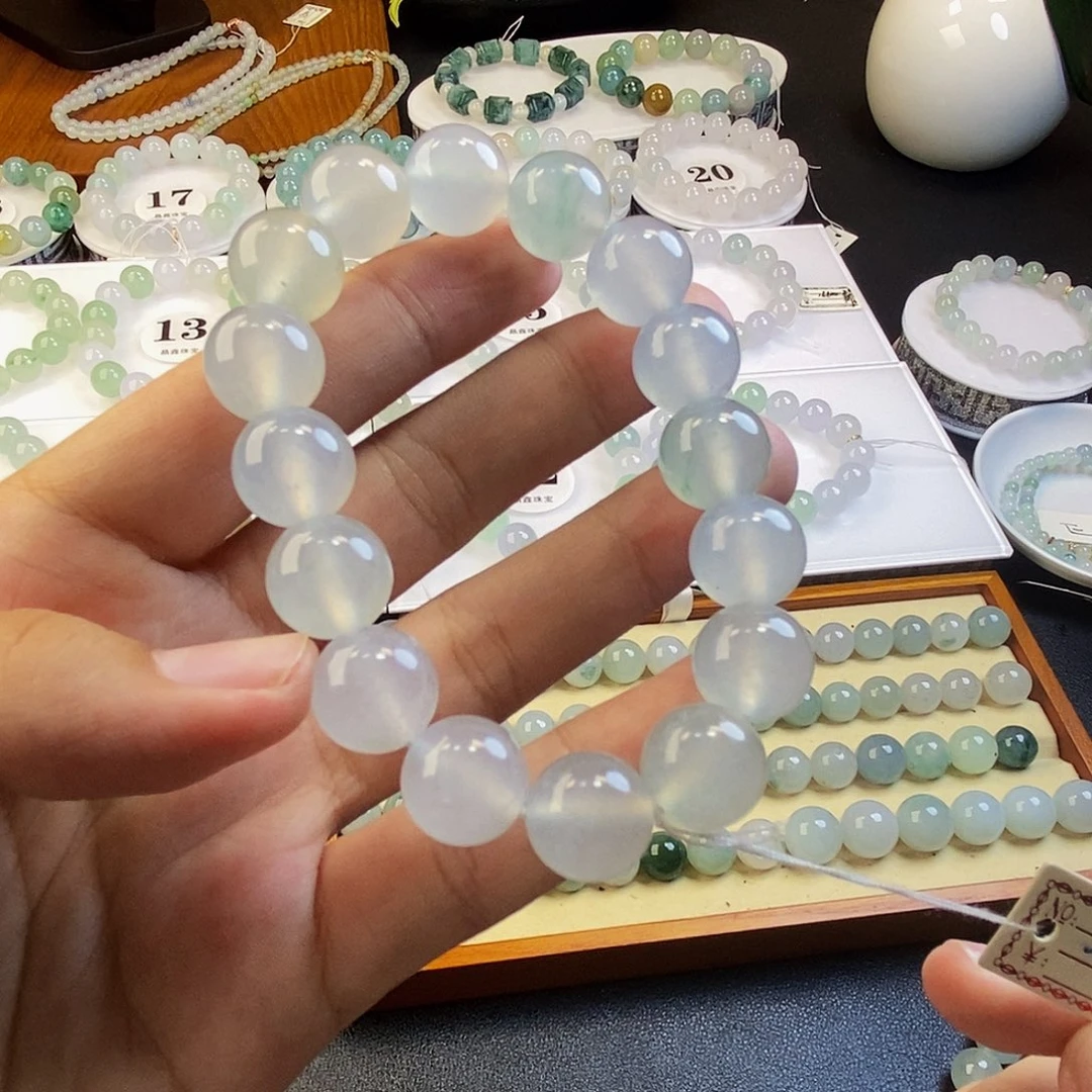 定制翡翠未镶嵌翡翠卡12.8左右