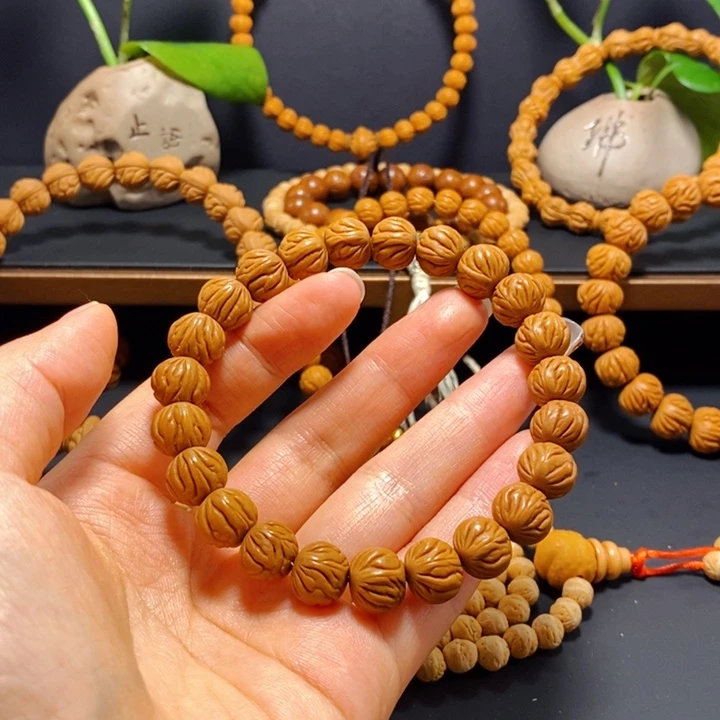 桃核手串小龙包手串
