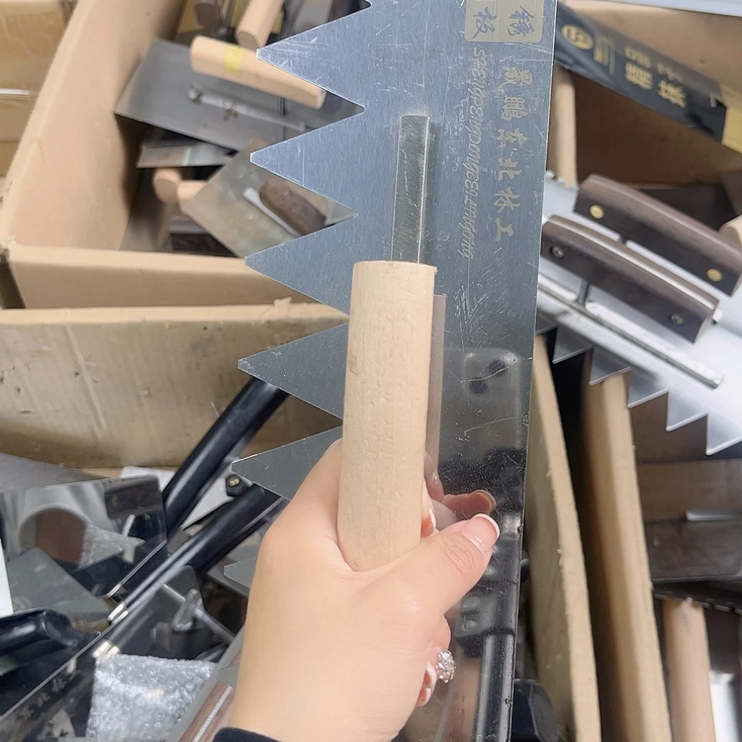 左尖大尺一个瑕疵