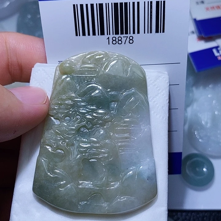 颈饰未镶嵌翡翠一