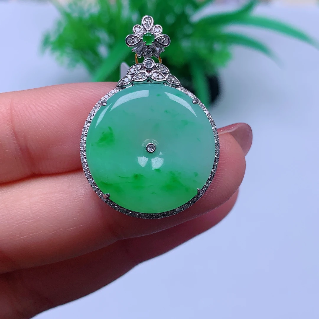 缅甸天然A货翡翠，飘绿平安扣 编号13/215尺寸32.5-22.7-5.2