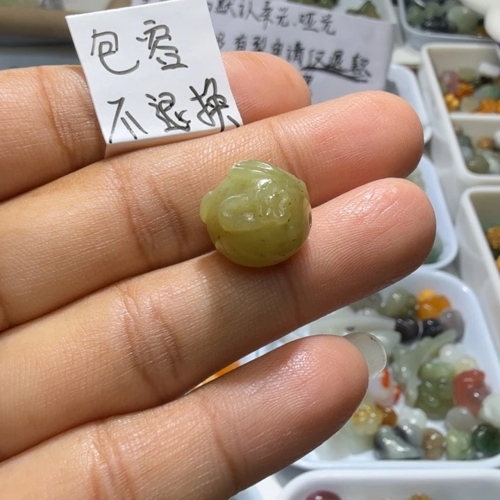 和田玉未镶嵌珠宝奇石