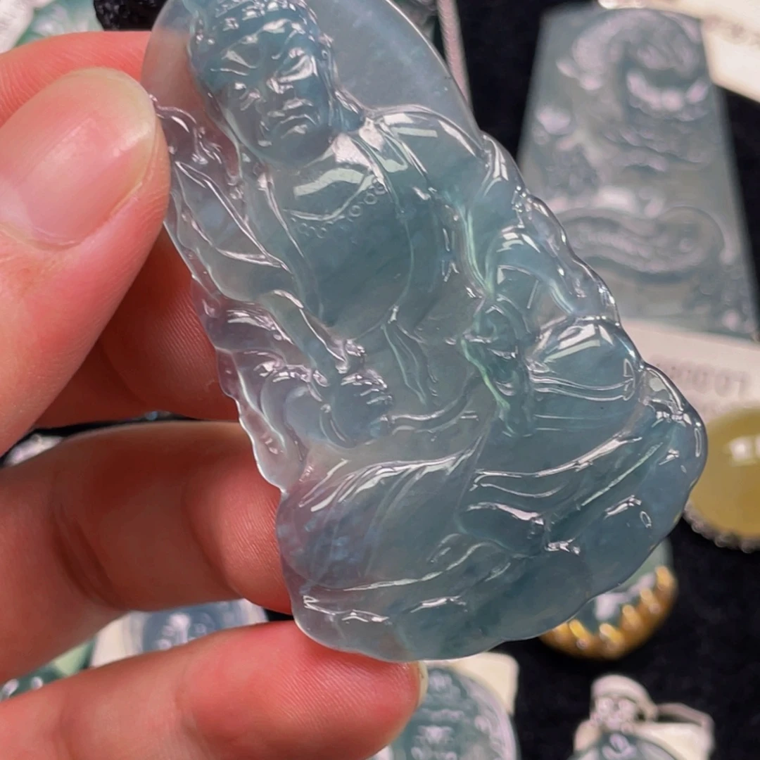 翡翠未镶嵌颈饰5，