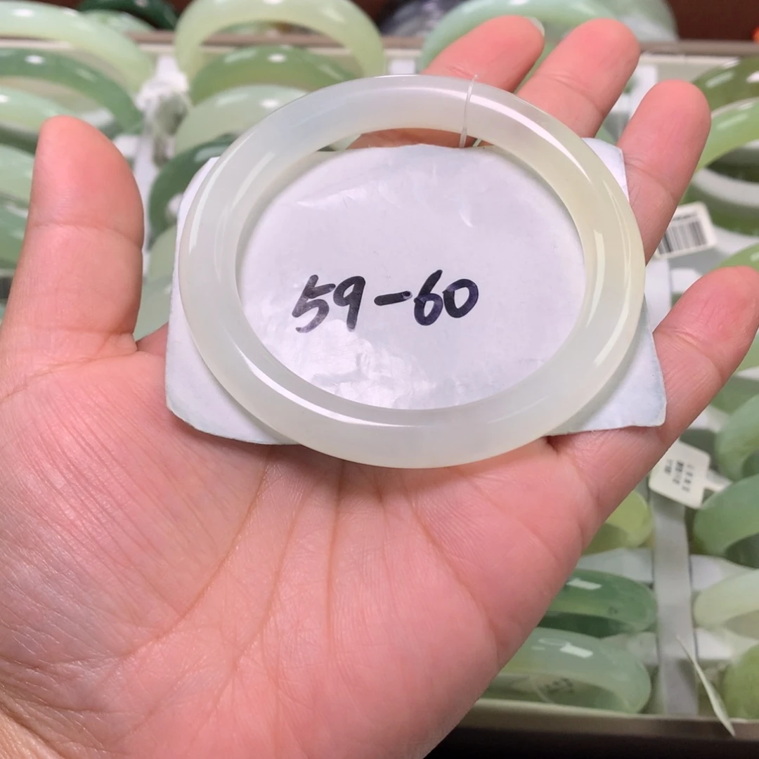 岫玉未镶嵌手镯手镯