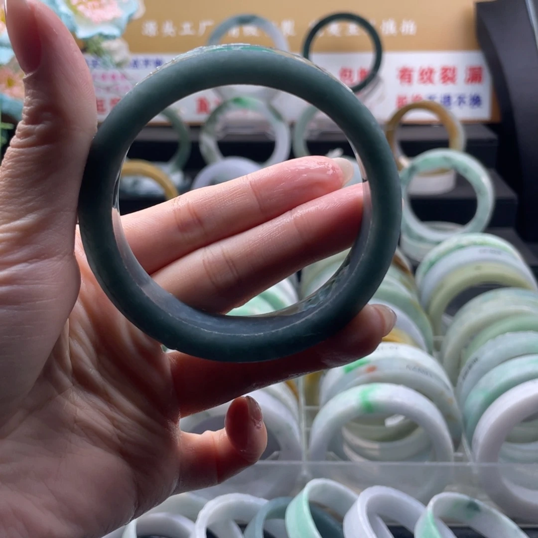 【闪购商品】未镶嵌手镯定制翡翠卡**冷