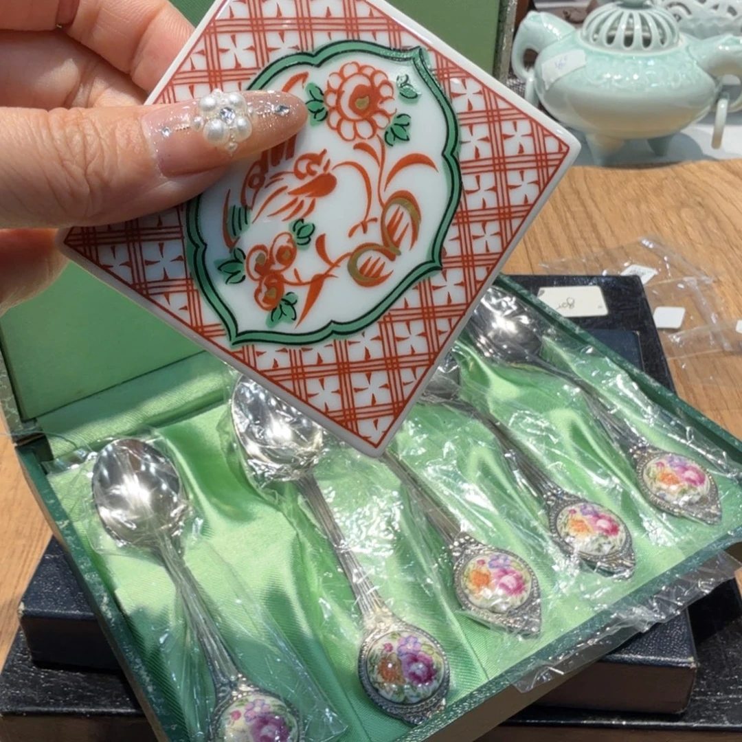 瓷片ooooooo哦哦哦哦哦哦哦