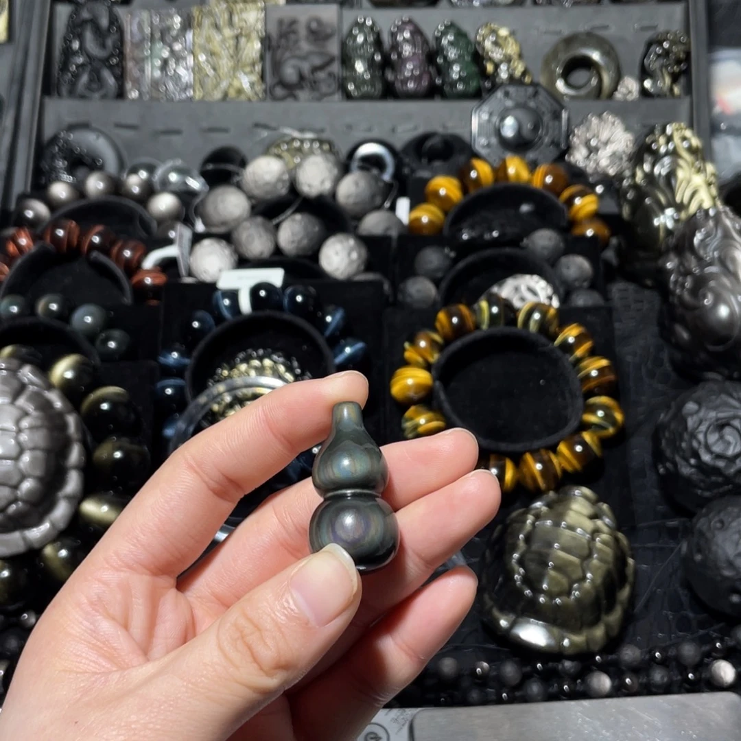 *****黑曜岩未镶嵌珠宝奇石