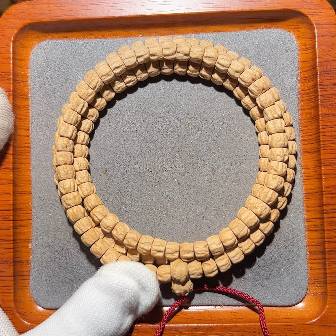 吊坠柏香籽/百香籽粉油皮方块多棱顺7+
