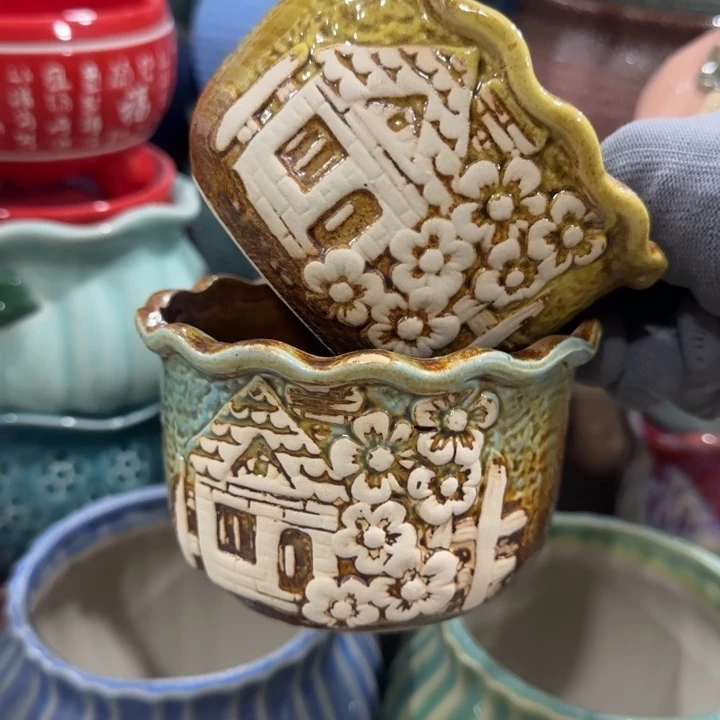 凑9块包邮，有孔，陶瓷花盆