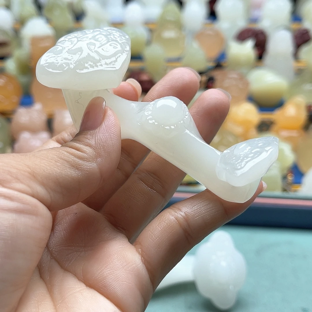 张***C新疆昆仑山脉山料