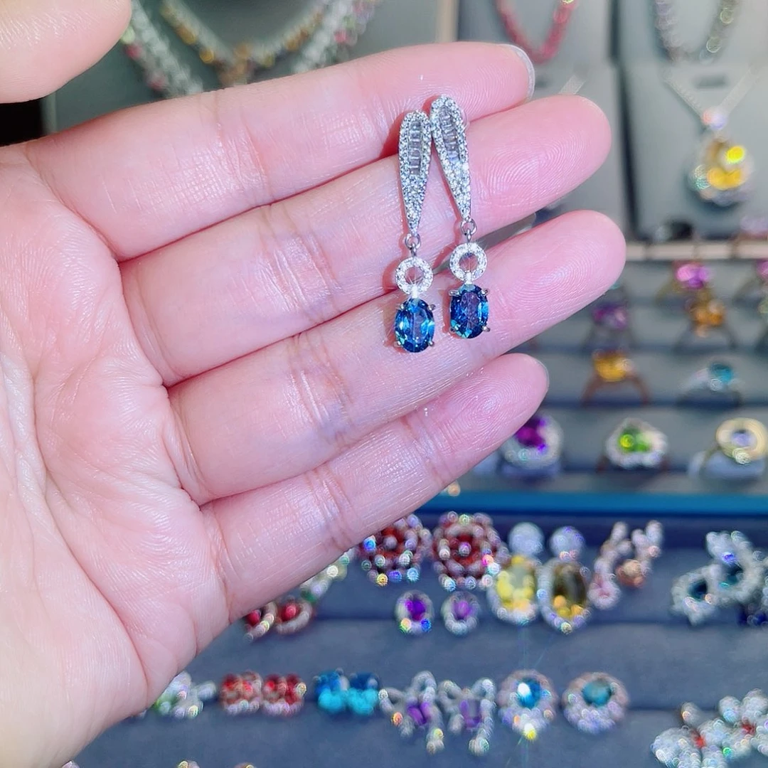 银S925镶嵌托帕石耳饰