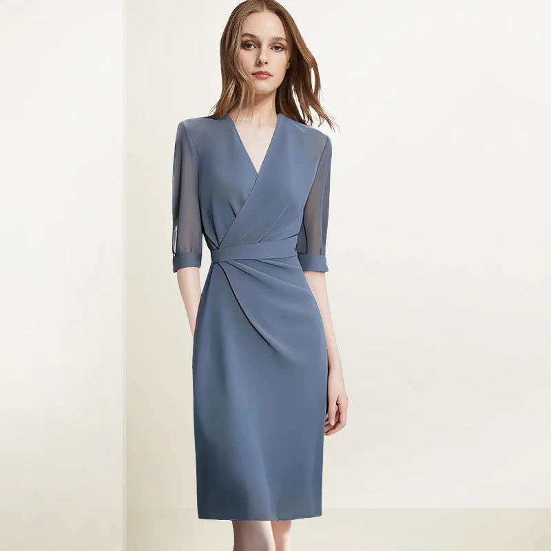 法式气质高级感蓝色V领连衣裙女2025年夏装新款通勤职业名媛裙子