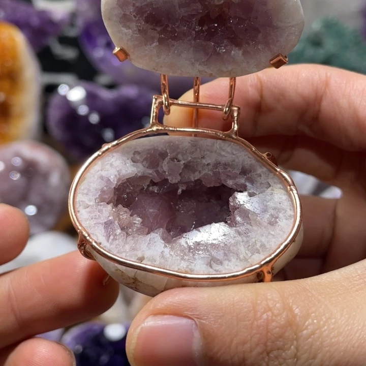 紫晶未镶嵌大型摆件（非配饰）