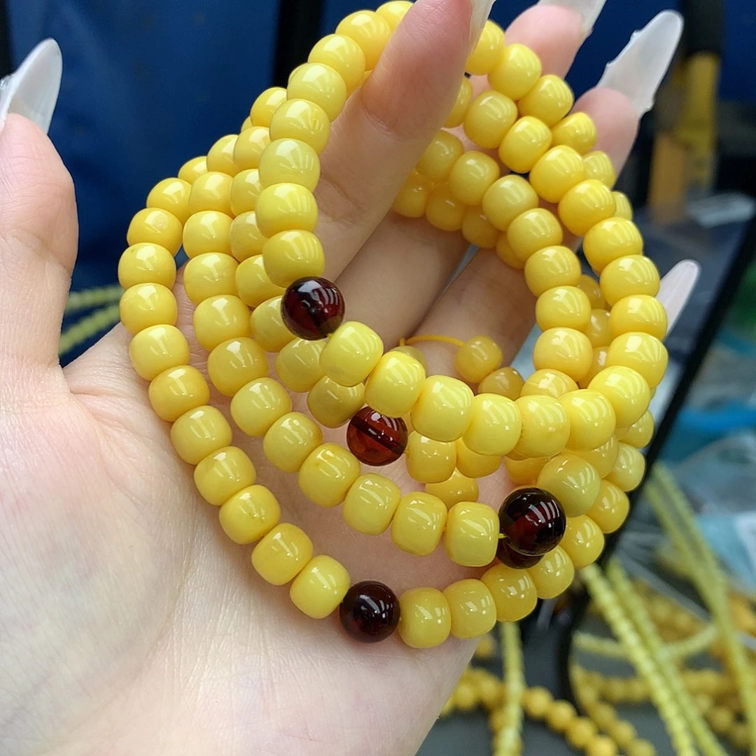 蜜蜡未镶嵌珠宝奇石