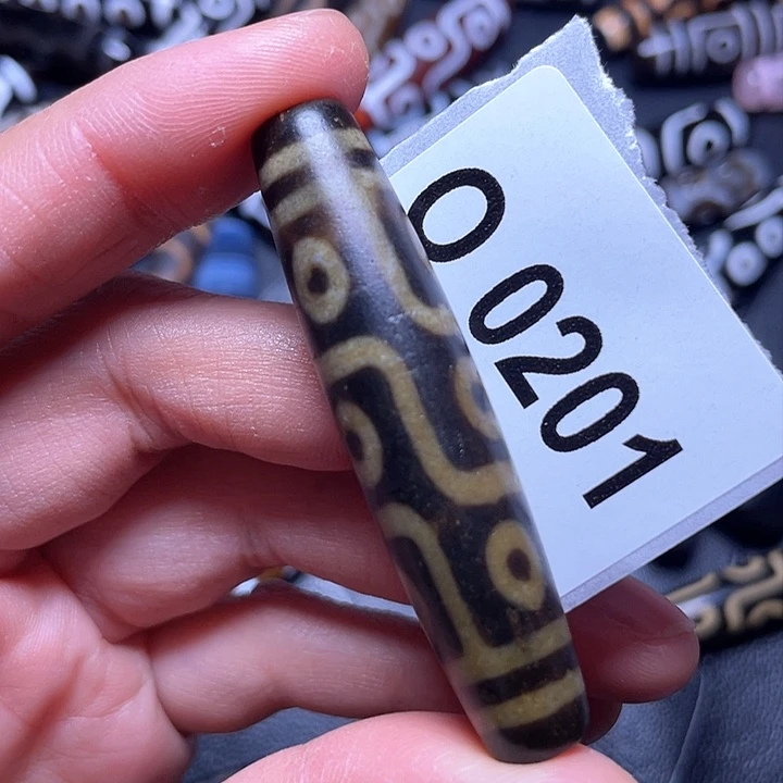 玛瑙/玉髓颈饰未镶嵌微瑕