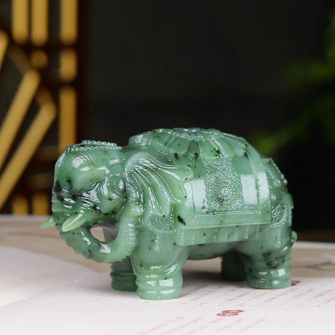 010537和田玉碧玉大象摆件