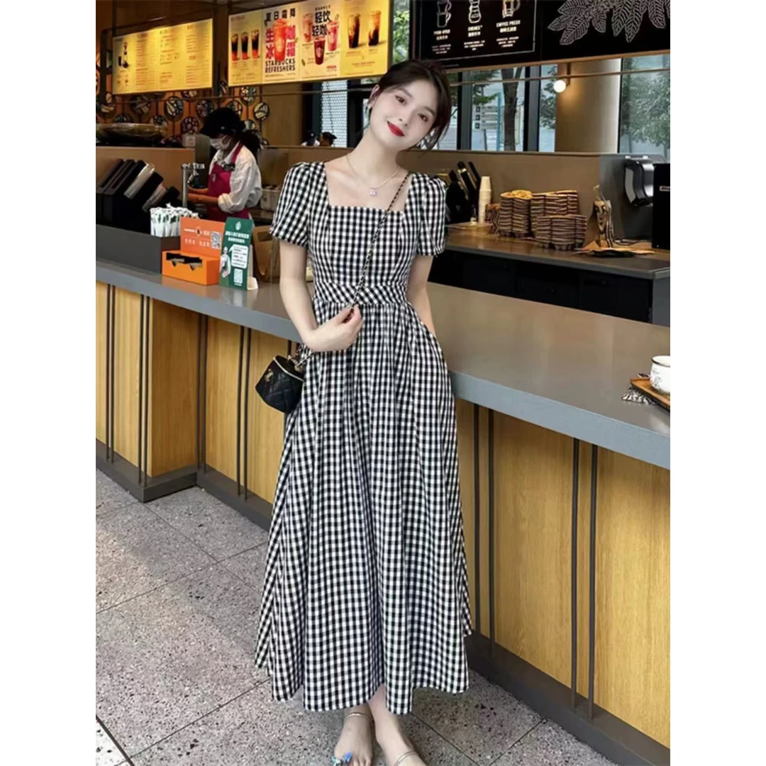 2025夏季新款格子裙子女装黑色连衣裙收腰时尚赫本风气质方领长裙
