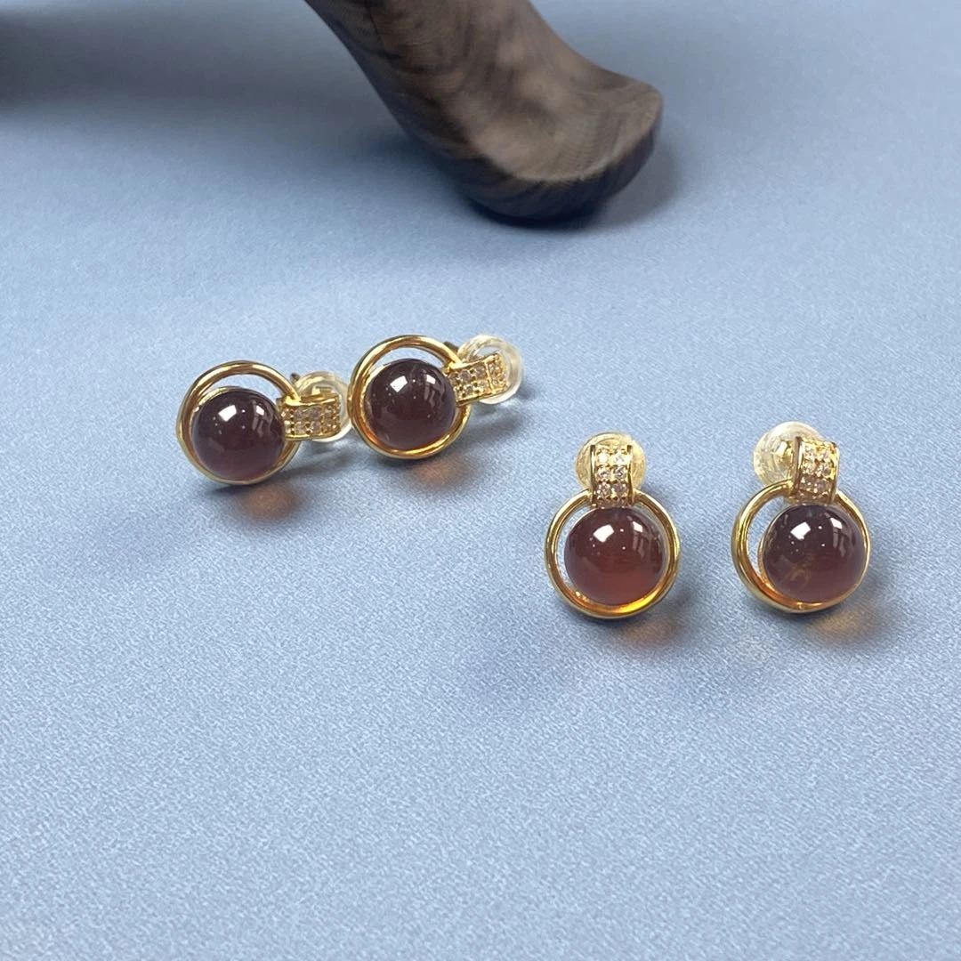 【胖丁珠宝】s925银镶琥珀耳钉23-H03P14【多样性发一件】7mm