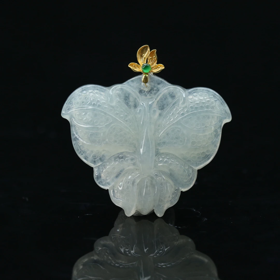 3天然缅甸翡翠A货18k蝴蝶/201136/上海嘉禾拍卖