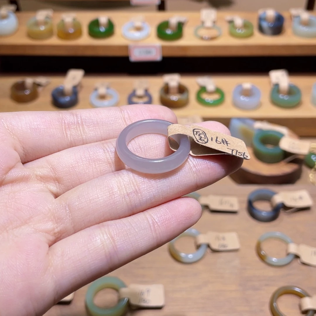 和田玉戒指未镶嵌17.6