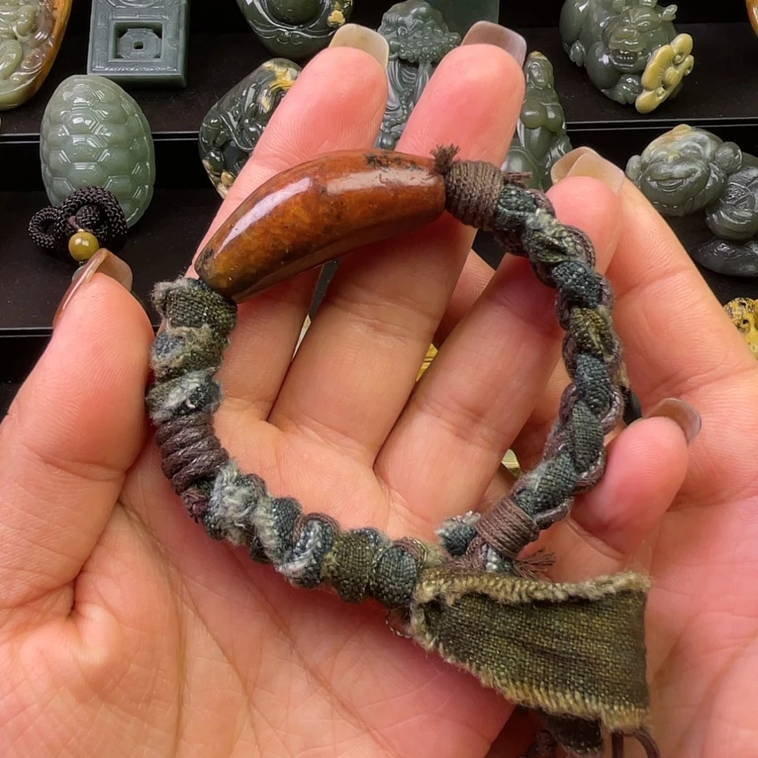 透闪石质玉未镶嵌手链