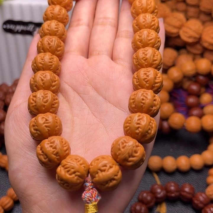 猴头核桃手串麻花手持17