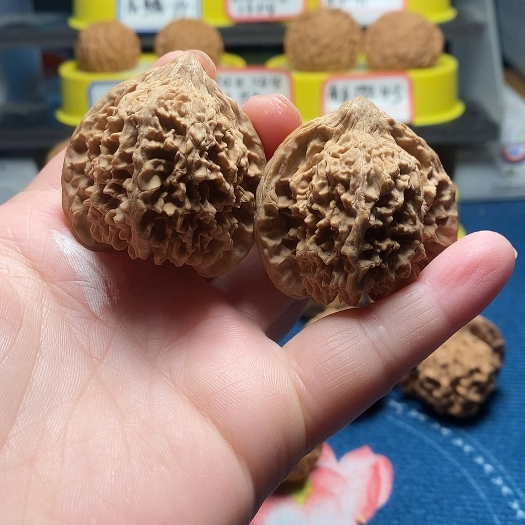 文玩核桃吊坠满天星