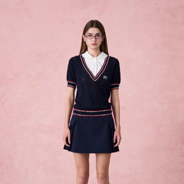 DIANA VEVINA 2025新款 藏青娃娃领毛衣短袖 明星同款