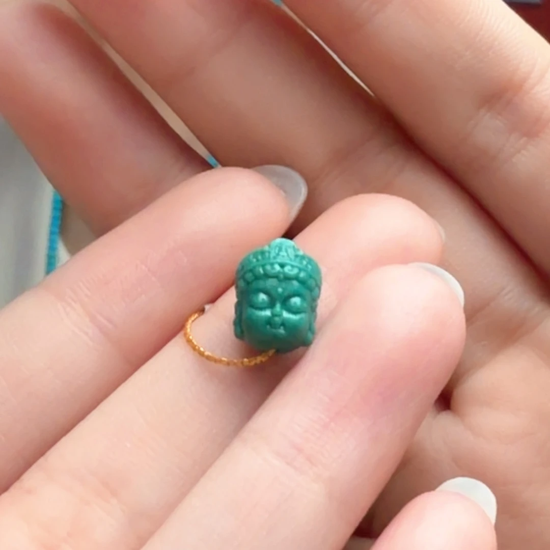 小***.绿松石未镶嵌颈饰