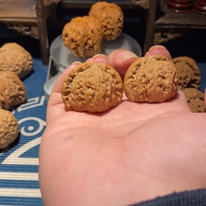 冰***角文玩核桃吊坠核桃