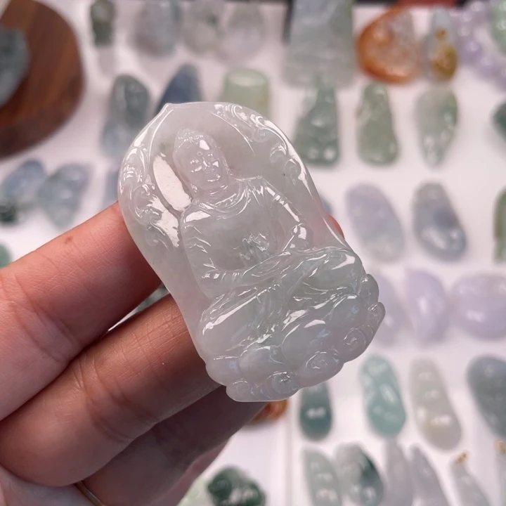 颈饰未镶嵌翡翠玉