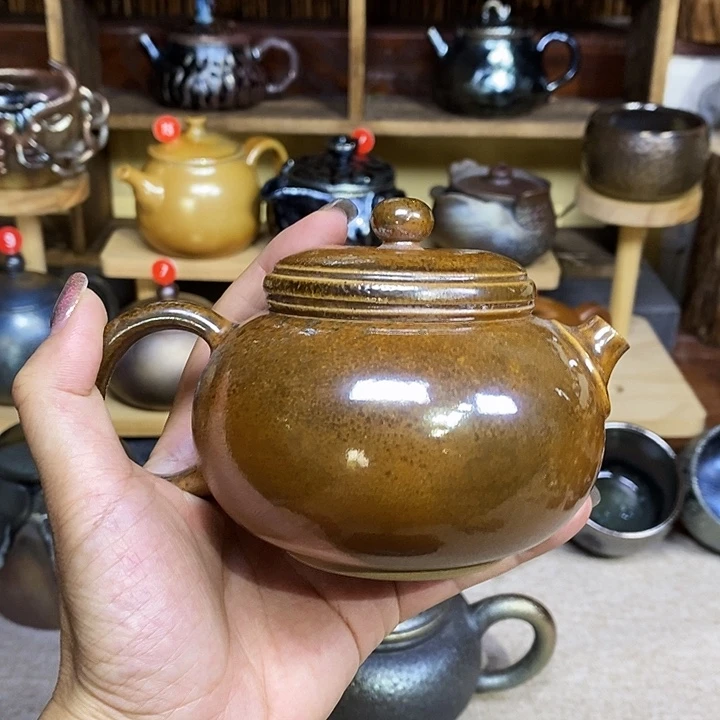 云南建水柴烧微瑕白泥壶