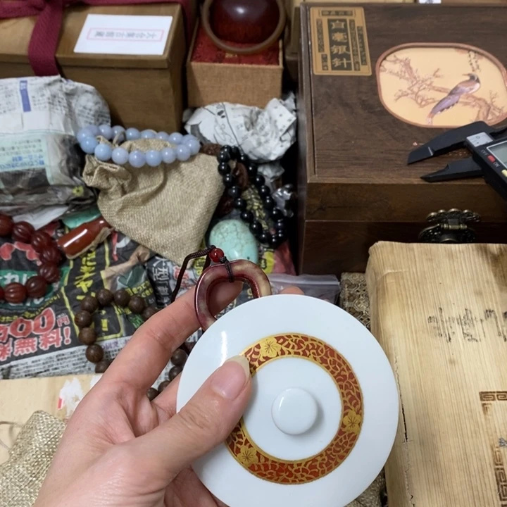 瓷片哈中古工艺品一件