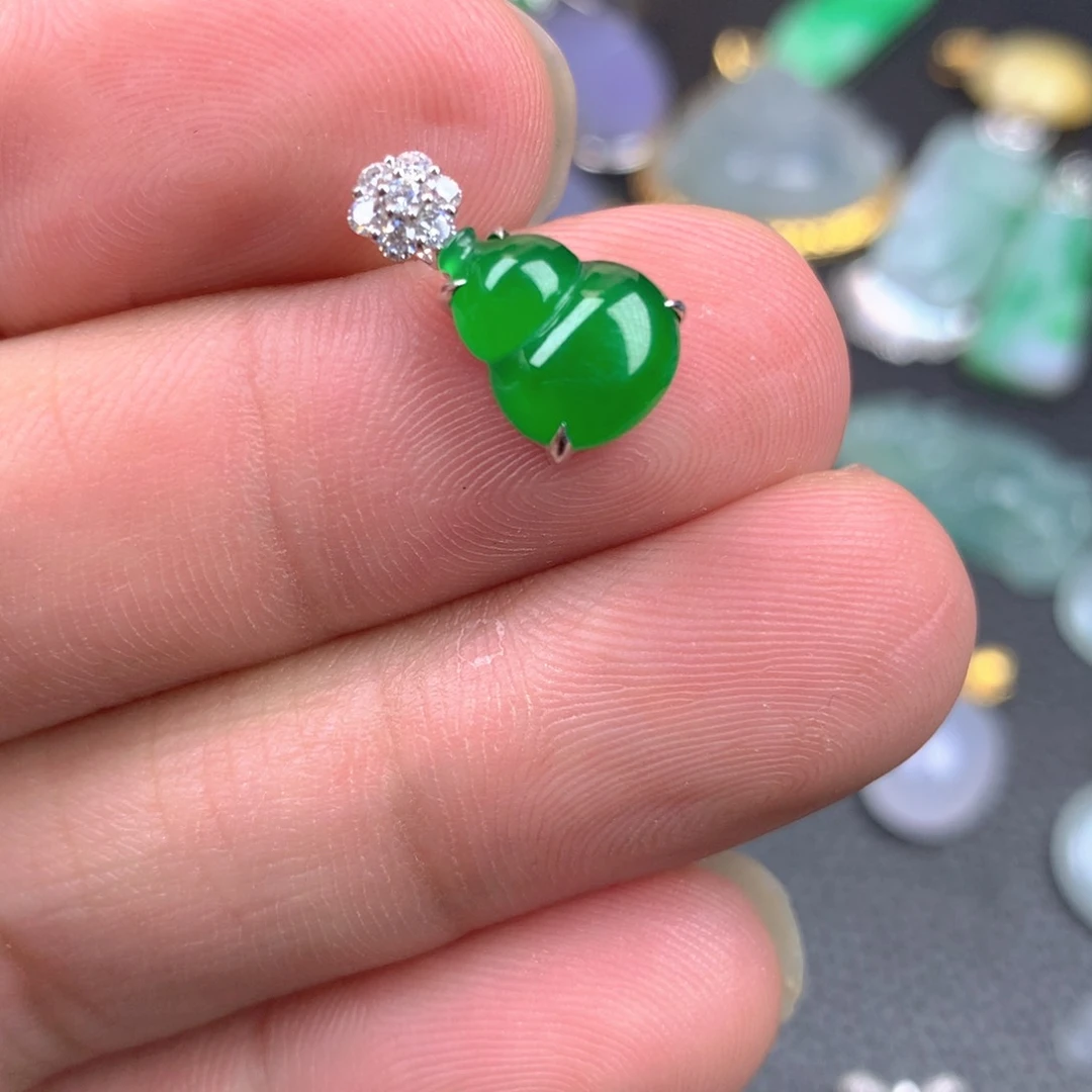 【闪购商品】翡翠18K金镶嵌颈饰翡翠