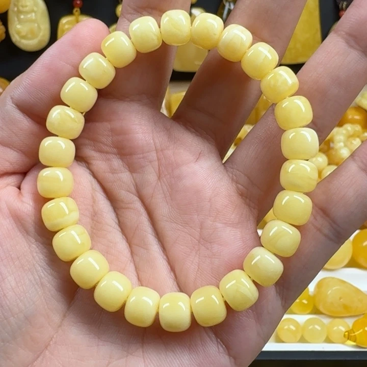 蜜蜡未镶嵌珠宝奇石