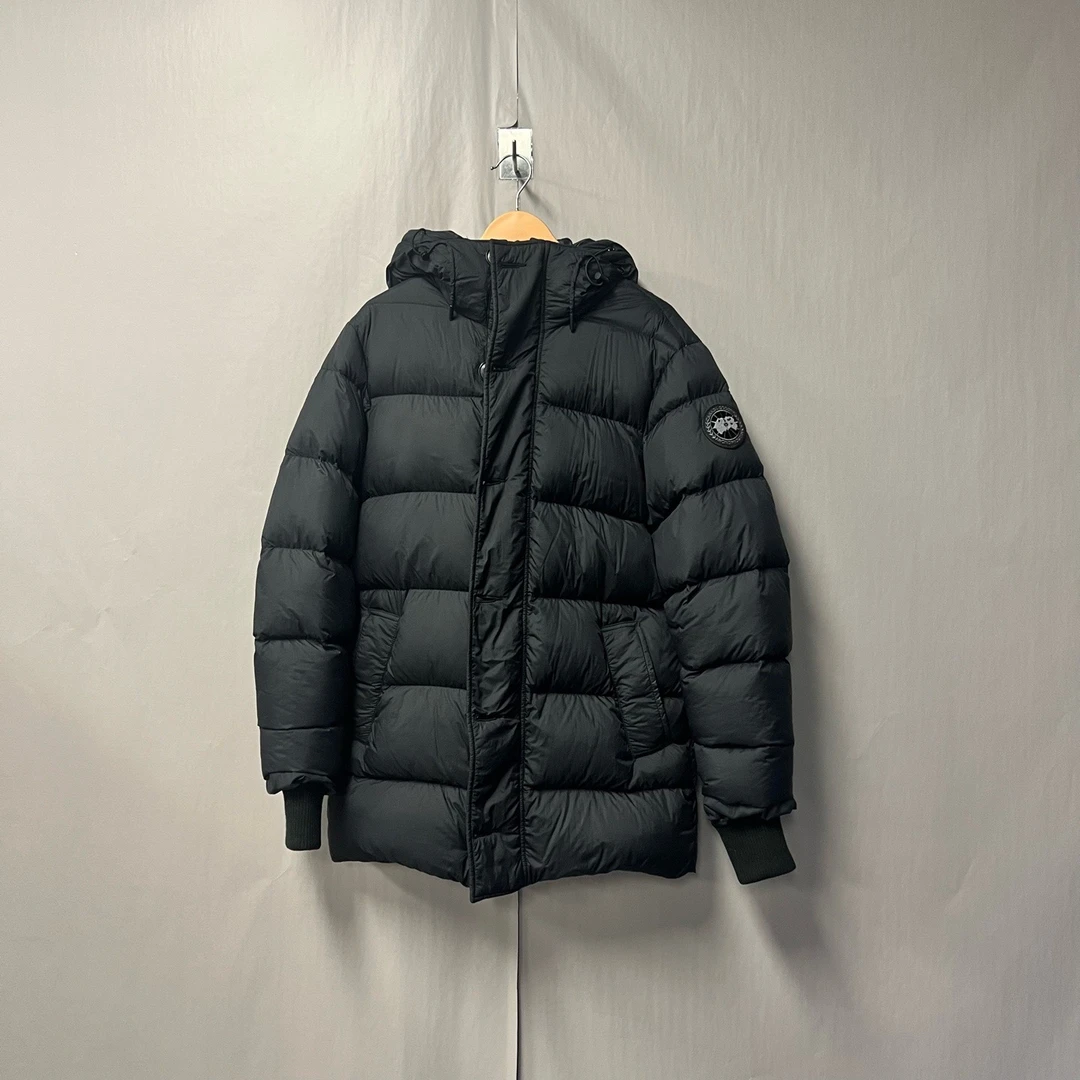99新 CANADA GOOSE 黑标黑色羽绒服XS码 #3512