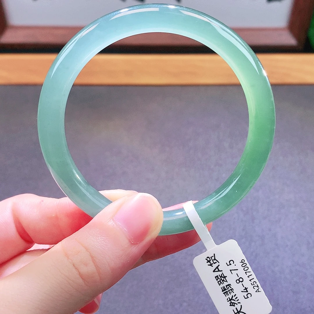 翡翠未镶嵌手镯天然翡翠