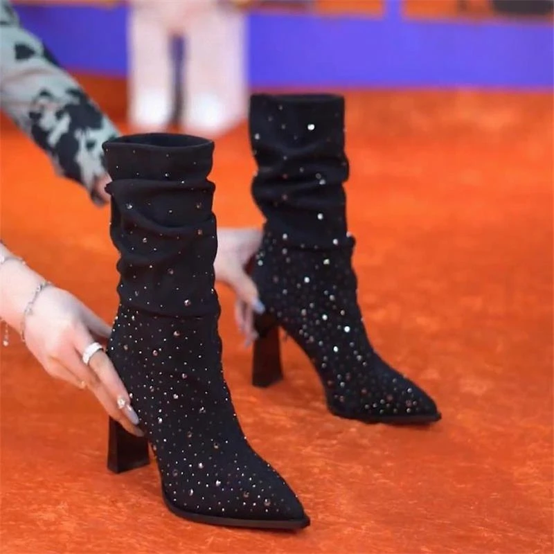 香港UKZU家！欧美设计款堆堆袜筒高跟单靴2025春秋尖头水钻闪耀褶