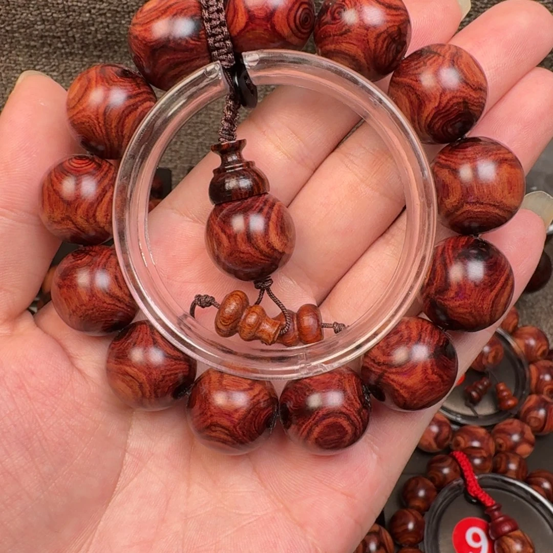 花梨木类老挝黄花梨1.8对眼