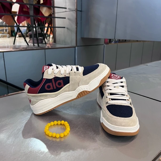 四季新款运动风拼色时尚潮流休闲鞋平跟系带舒适百搭板鞋男潮鞋