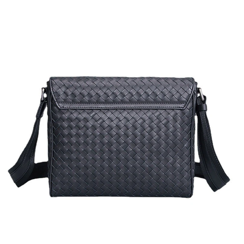 新款头层牛皮斜挎包时尚潮流复古真皮单肩包休闲男士编织手拿包