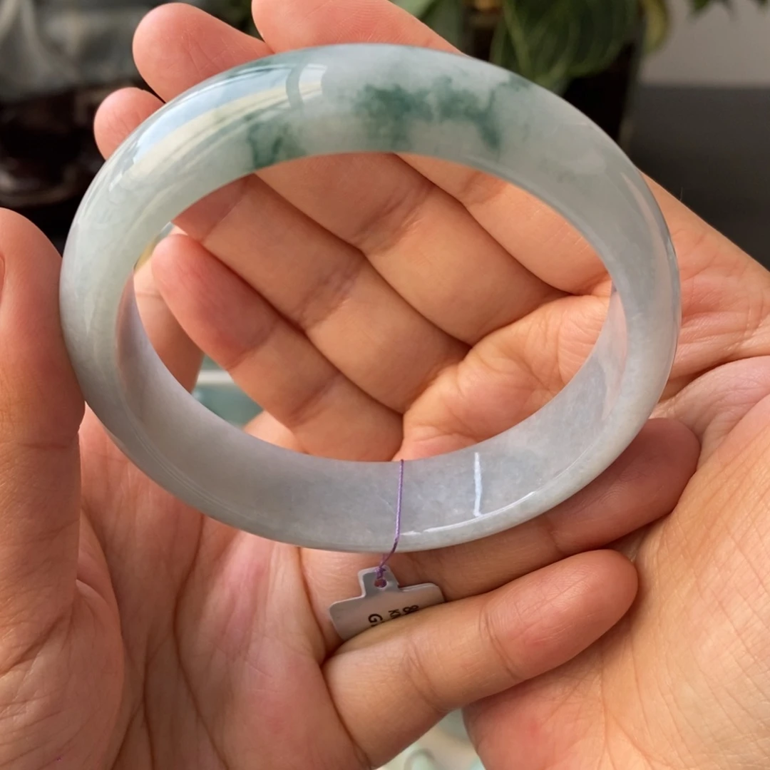 未镶嵌手镯翡翠天然