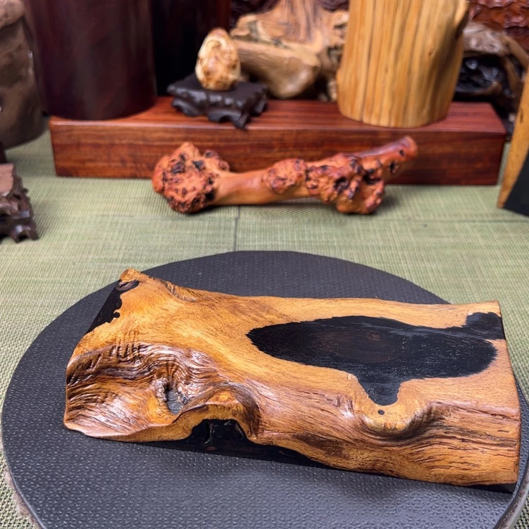 大果紫檀（缅甸花梨）时*