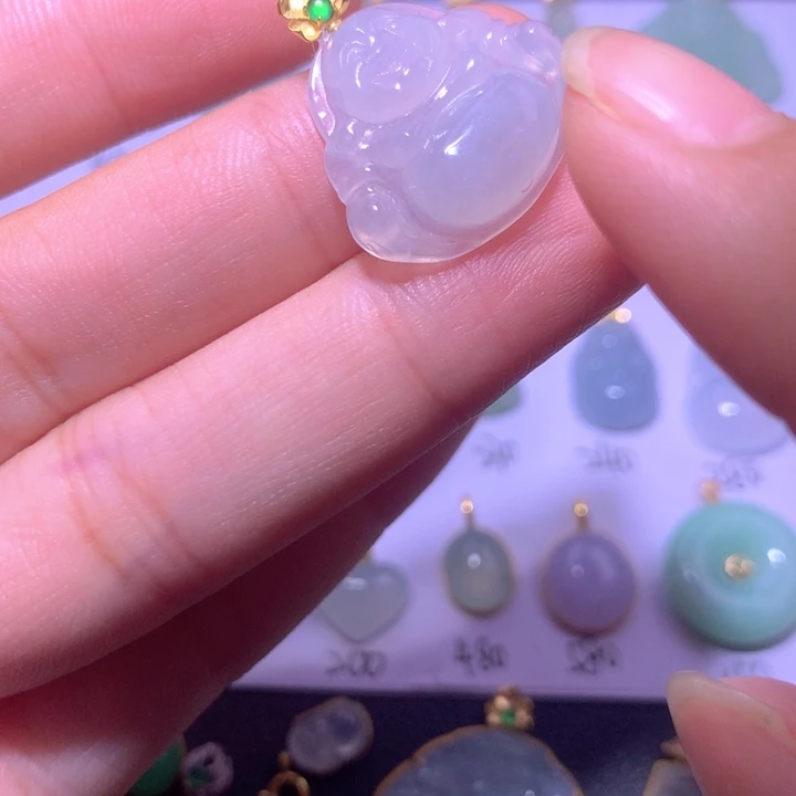 颈饰18K金镶嵌翡翠翡翠