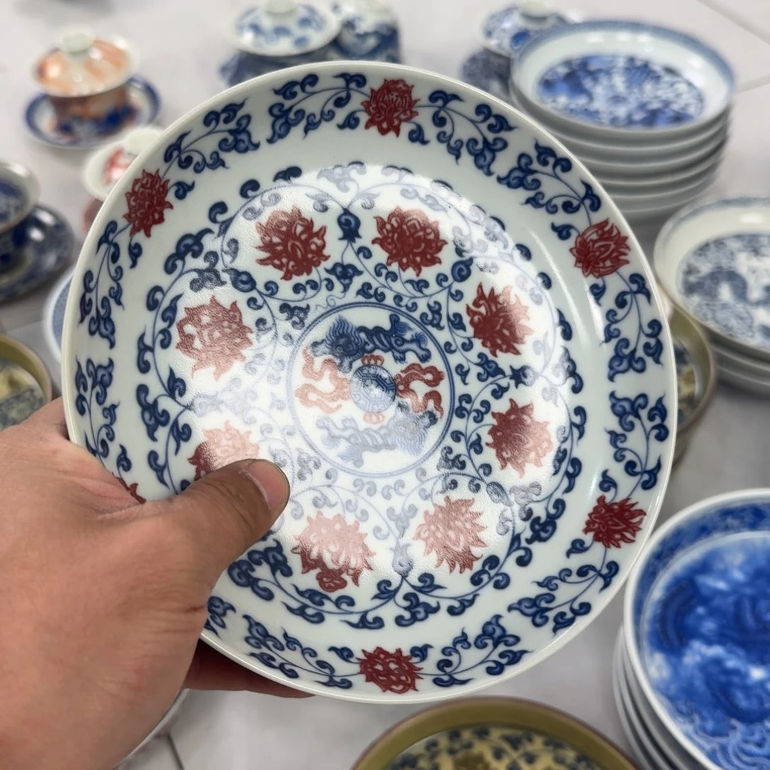 瓷片釉里红缠枝莲大壶承17.5