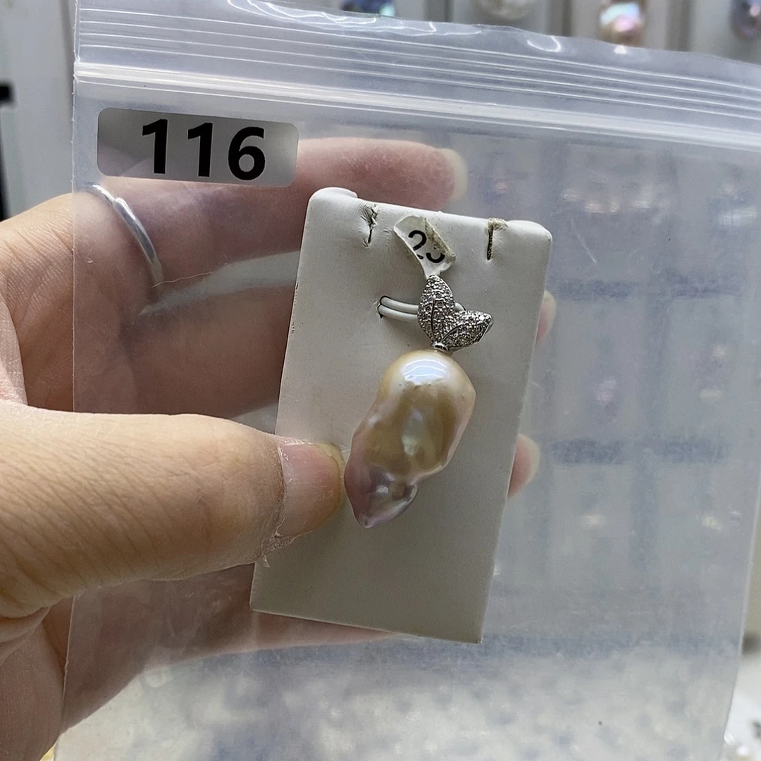 合金耳饰淡水珍珠