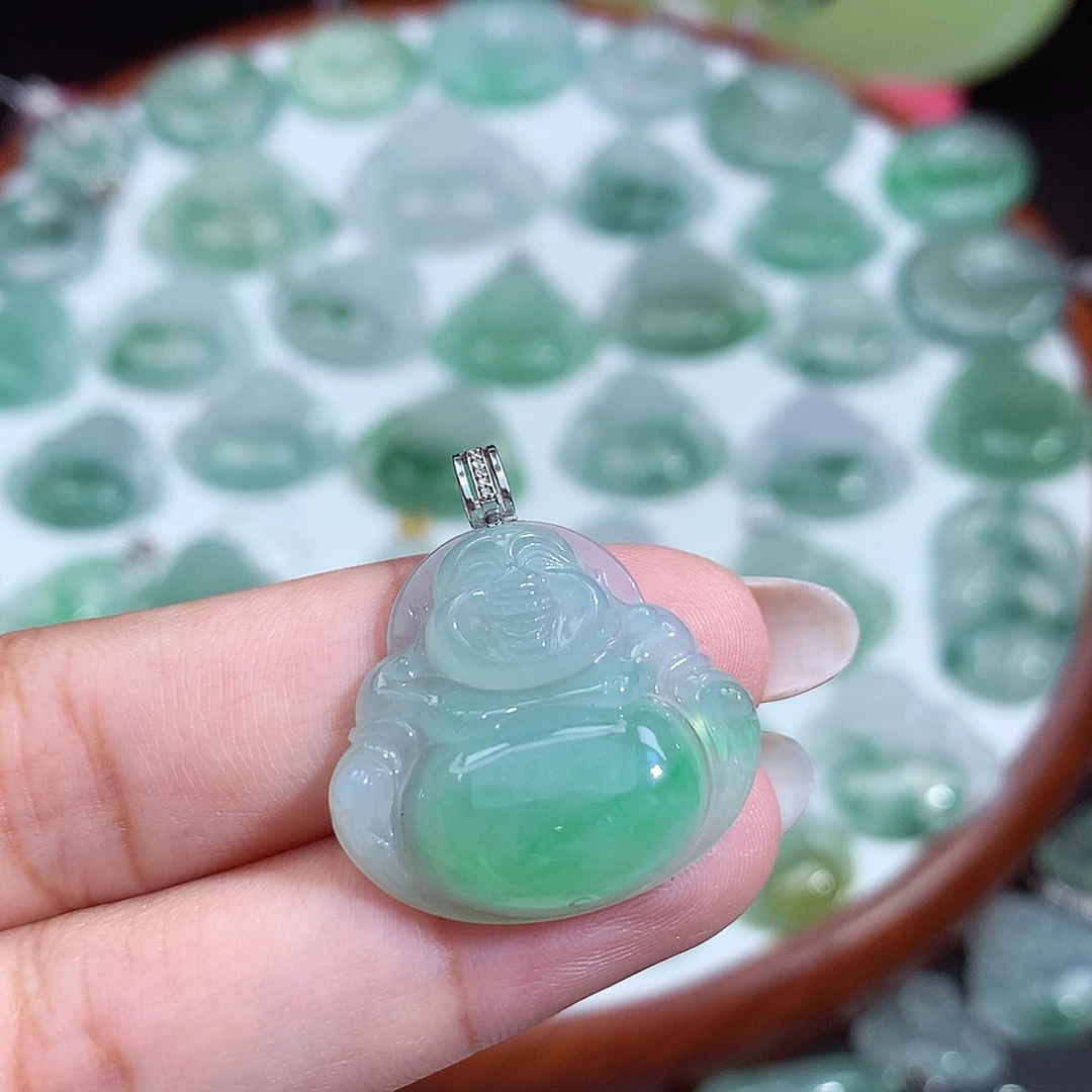 颈饰未镶嵌翡翠佛公
