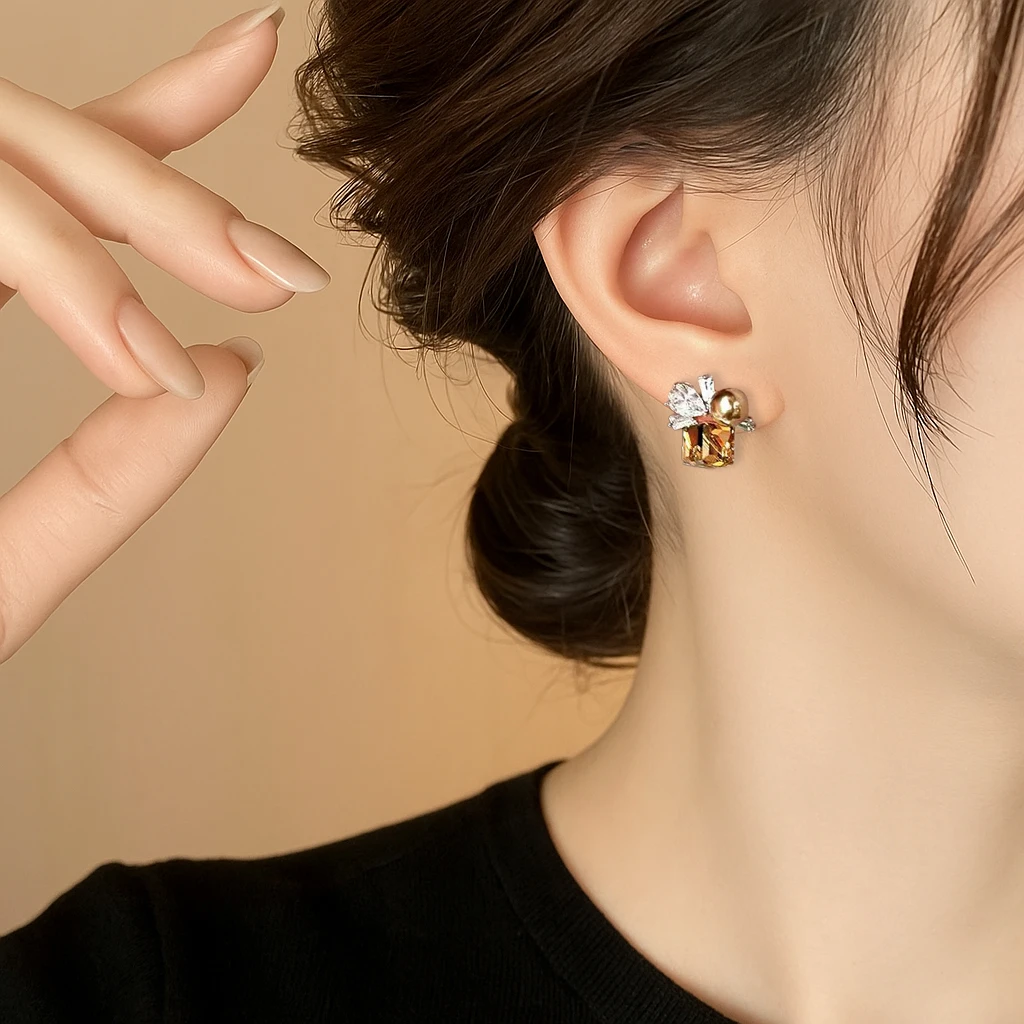 铜合金耳饰 香槟色方糖气质独特高级精致耳环时尚女士耳钉法式